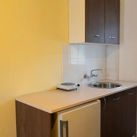 Janni Aparthotel Asproválta