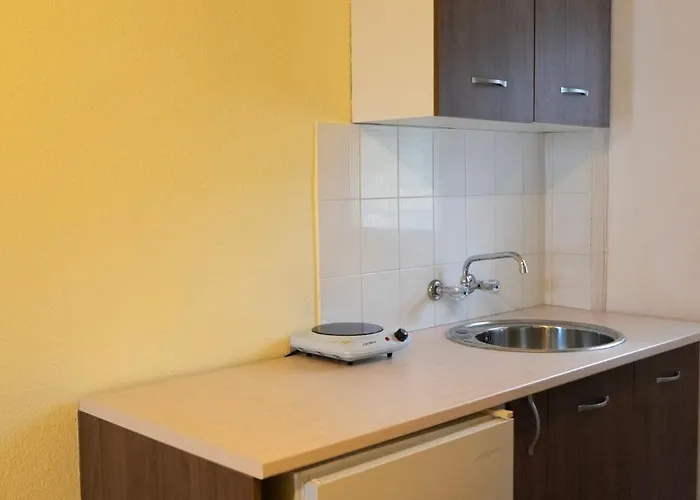 Janni Aparthotel Asproválta